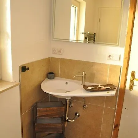 Dhh Mit Einem Wasserbett Und Einem Doppelbett شقة أولدنبورغ